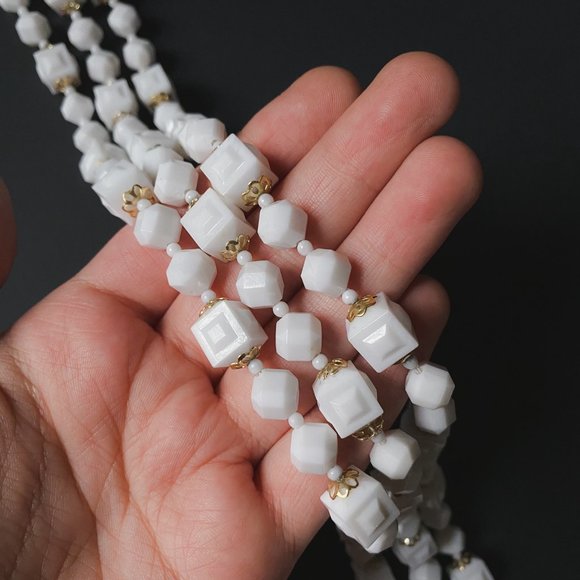 Vintage Hong Kong White Gold Square Chunky Beaded Layered Multi Strand Necklace - Picture 10 of 12